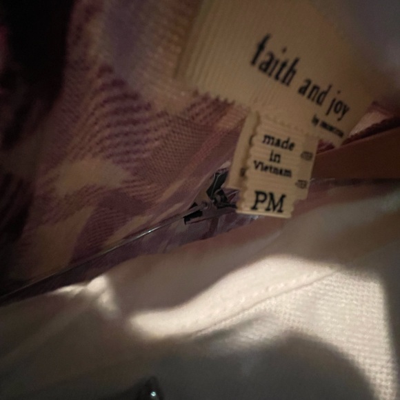 collared top with details - Picture 4 of 4